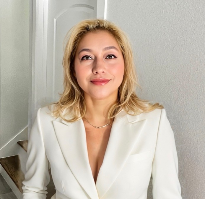 Claudia Dominguez Photo