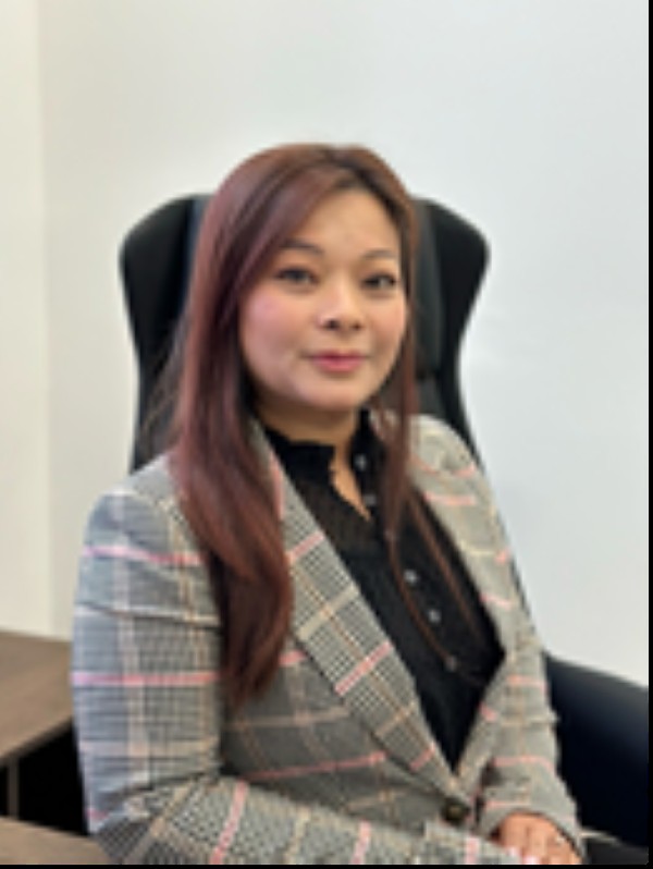 Khanh Nguyen Photo