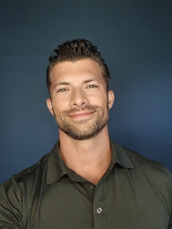 Mike Vrlaku Photo