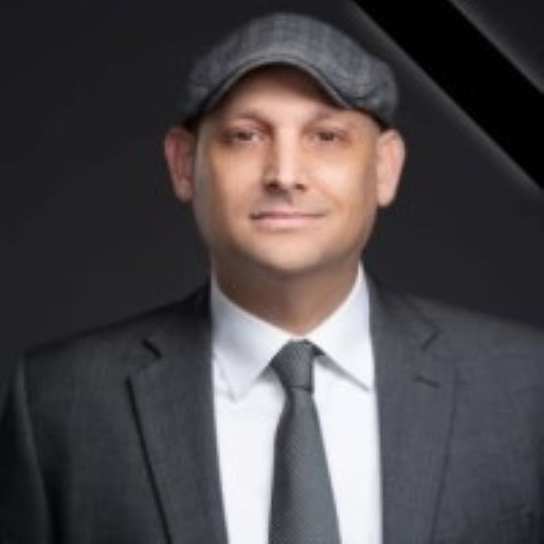 Nicholas Varga Photo