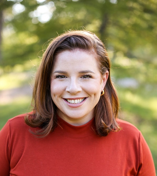 Ashley Darst Photo
